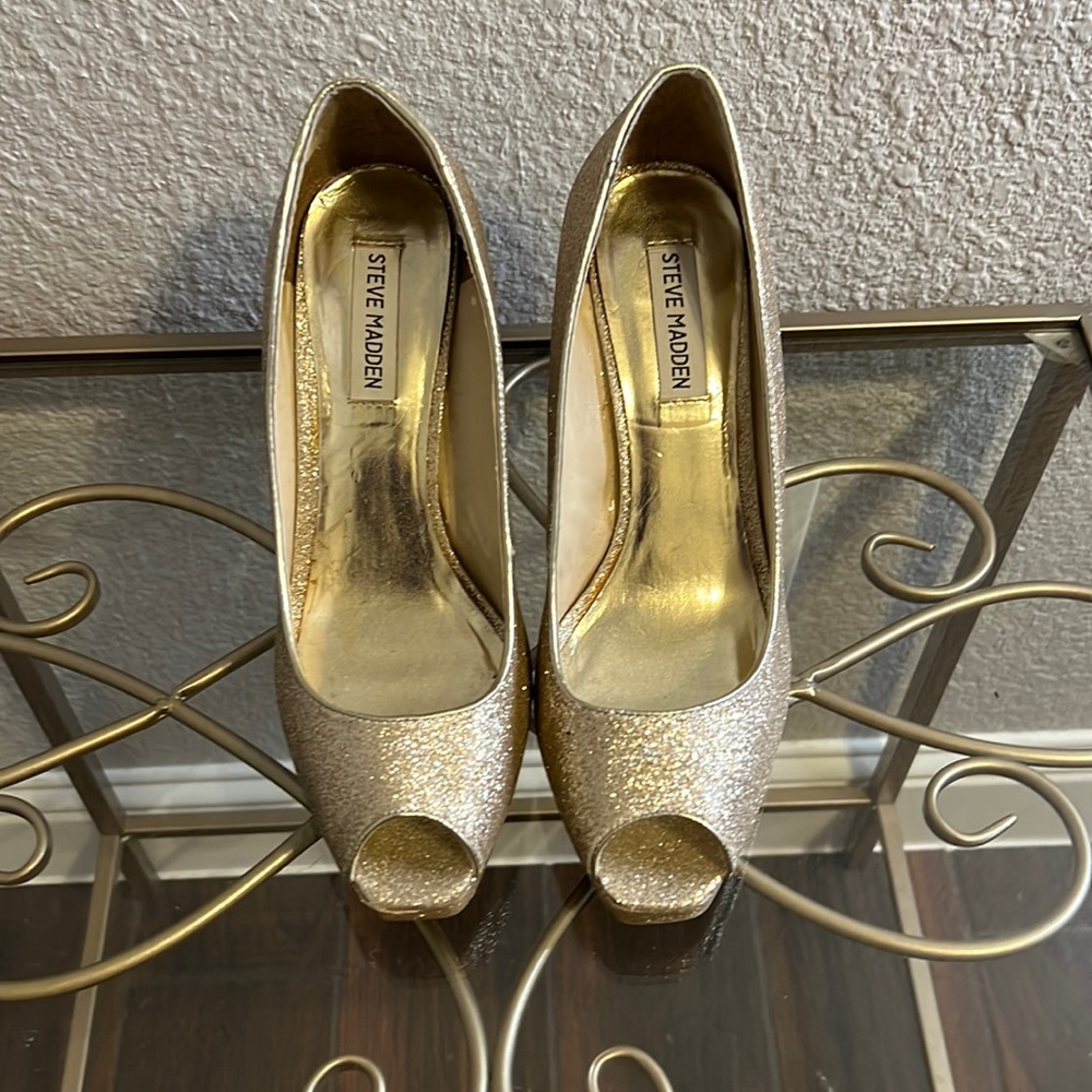 Steve Madden Platform Metallic Gold Glitter Pump Sz 11